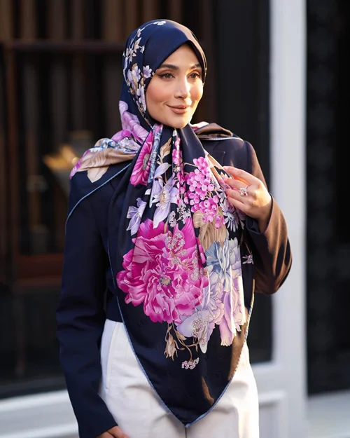 روسری مجلسی کد M-1069