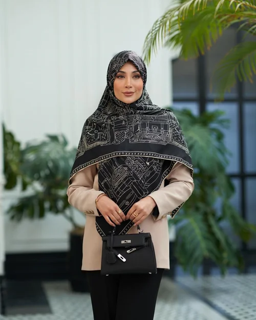 روسری مجلسی کد M-1062