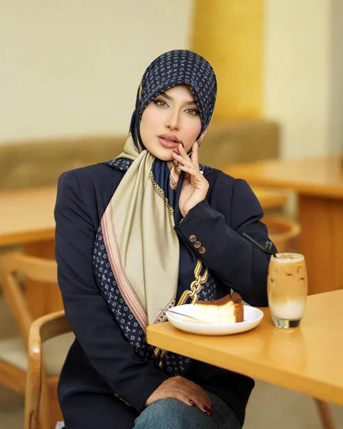 روسری مجلسی کد M-0847