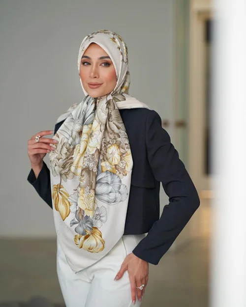 روسری مجلسی کد M-1064