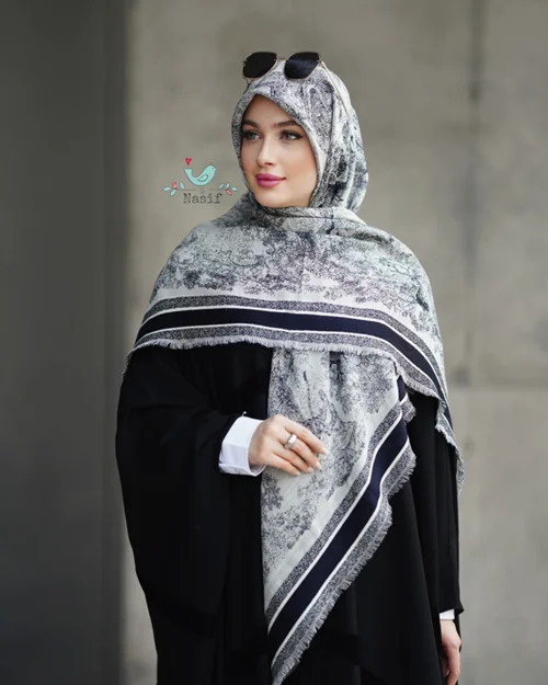 روسری مجلسی کد M-0389