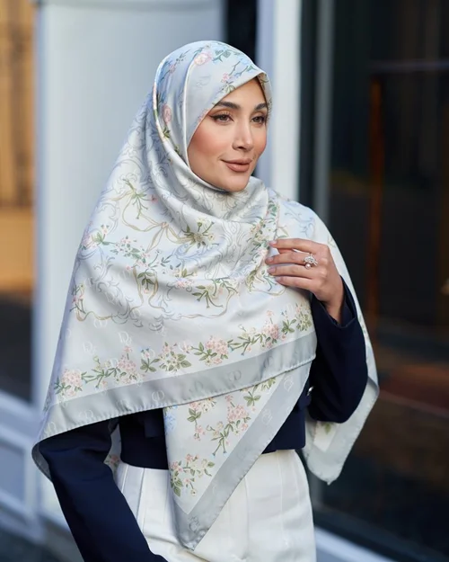 روسری مجلسی کد M-1057