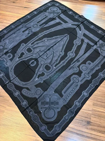 روسری مشکی کد B-0143