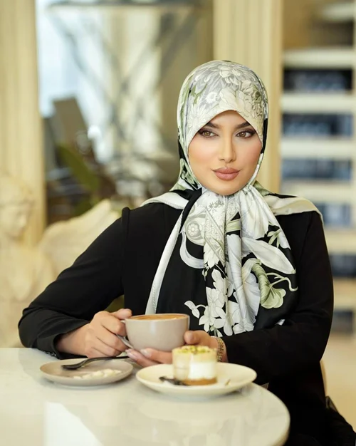 روسری مجلسی کد M-1132