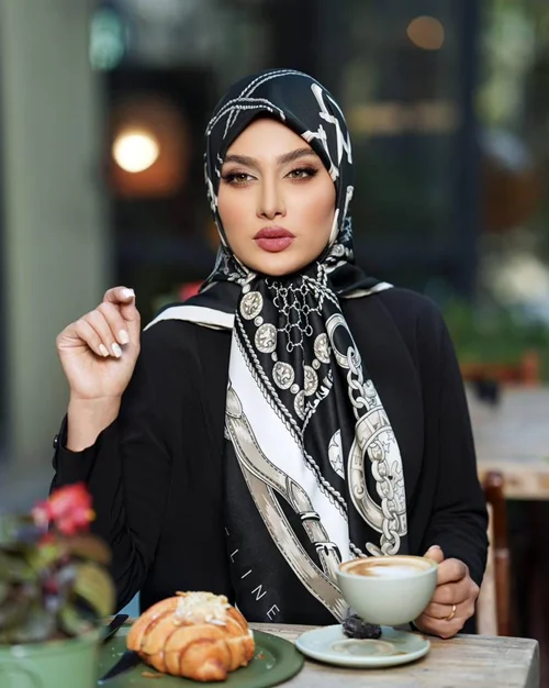 روسری مجلسی کد M-1107