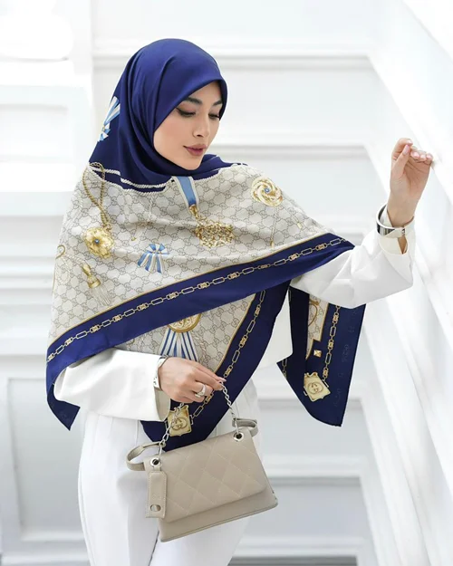 روسری مجلسی کد M-1047